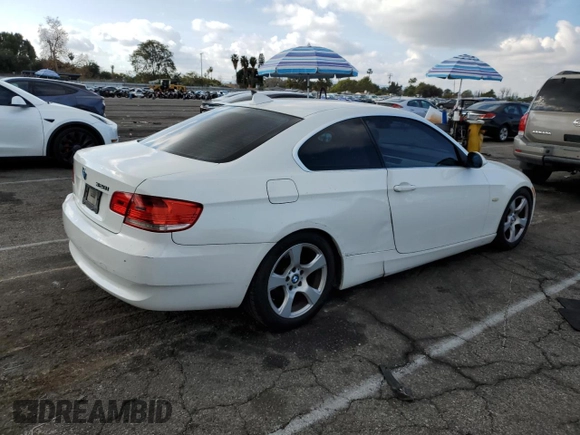 2008 BMW 3 Series 328i z VIN WBAWV13538P119914, wystawiony jako Copart lot #45046775 z przebiegiem 193 008 mil mil oraz Czysty tytuł • Clean title. Historia ofert i sprzedaży dostępna na DreamBid. Obrazek 3.
