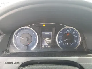 2017 Toyota Camry XLE z VIN 4T1BF1FK0HU298829, wystawiony jako Copart lot #58842085 z przebiegiem 171 569 mil mil oraz Szkoda całkowita • Salvage title. Historia ofert i sprzedaży dostępna na DreamBid. Obrazek 9.