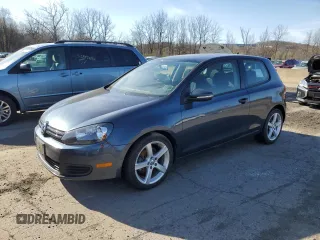 2013 Volkswagen Golf w/Conv & Sunroof с VIN WVWBB7AJ2DW015329, выставлен на аукционе Copart как лот 53741895 с пробегом 62 609 миль миль и Чистый • Clean title. История ставок и продаж доступна на DreamBid. Изображение 1.