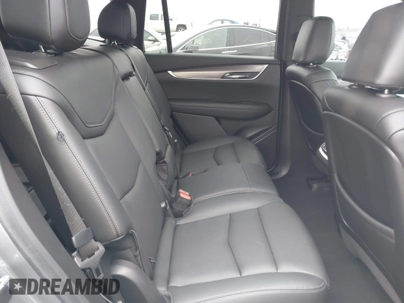 2021 Cadillac XT6 Luxury with VIN 1GYKPAR42MZ137548, listed as a IAAI auction lot 41630991 with 23,793 mi miles. Bid and sale history available at carsss.com. Image 8.