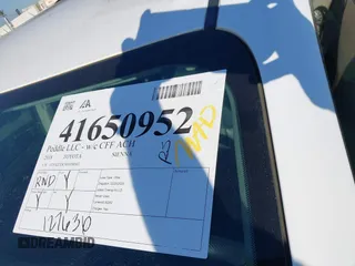 2018 Toyota Sienna SE with VIN 5TDXZ3DC9JS958563, listed as a IAAI auction lot 41650952 with 127,636 mi miles and . Bid and sale history available at DreamBid. Image 17.