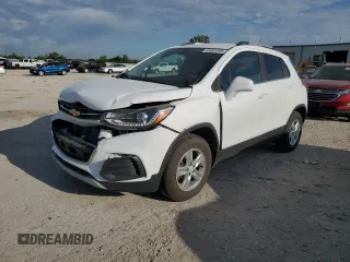 2017 Chevrolet Trax LT z VIN 3GNCJPSBXHL130844, wystawiony jako Copart lot #55981595 z przebiegiem 95 489 mil mil oraz Szkoda całkowita • Salvage title. Historia ofert i sprzedaży dostępna na DreamBid. Obrazek 1.