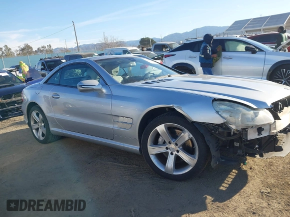 2012 Mercedes-Benz SL 550 z VIN WDBSK7BA1CF169123, wystawiony jako IAAI lot #41636596 z przebiegiem 137 329 mil mil oraz . Historia ofert i sprzedaży dostępna na DreamBid. Obrazek 14.