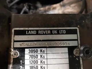 1983 Land Rover Defender with VIN SALLDHAG8AA190593, listed as a IAAI auction lot 42166804 with Not provided miles and . Bid and sale history available at DreamBid. Image 9.
