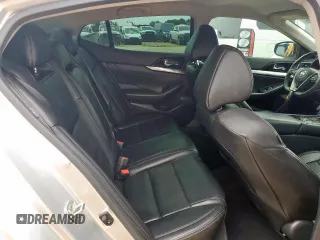 2022 Nissan Maxima SV with VIN 1N4AA6CV9NC502609, listed as a Copart auction lot 52036985 with 81,045 mi miles and Clean title. Bid and sale history available at DreamBid. Image 10.