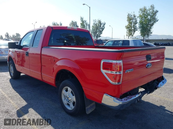 2010 Ford F-150 XL with VIN 1FTEX1C85AKB46148, listed as a IAAI auction lot 42003004 with 216,542 mi miles. Bid and sale history available at carsss.com. Image 3.