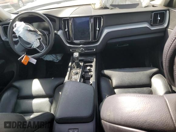 2019 Volvo XC60 Momentum with VIN LYV102RK8KB202496, listed as a Copart auction lot 58832585 with 86,115 mi miles and Clean title. Bid and sale history available at DreamBid. Image 8.