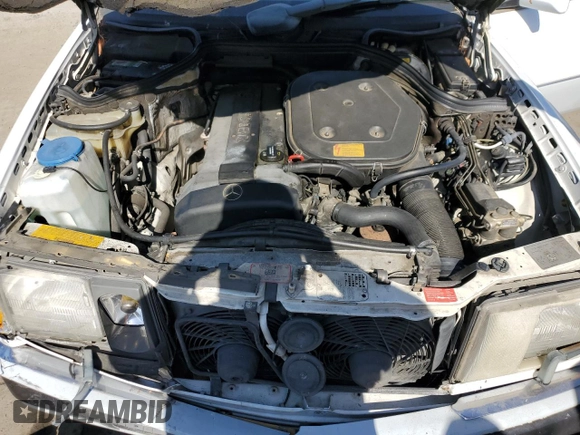 1990 Mercedes-Benz 300 CE с VIN WDBEA51D0LB167029, выставлен на аукционе Copart как лот 68581534 с пробегом 184 595 миль миль и Списание • Salvage title. История ставок и продаж доступна на DreamBid. Изображение 13.