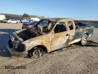 2000 Ford F-150 XL with VIN 1FTRX17L6YNB61928, listed as a Copart auction lot 43136575 with 0 mi miles and Non Repairable. Bid and sale history available at carsss.com. Image 1.