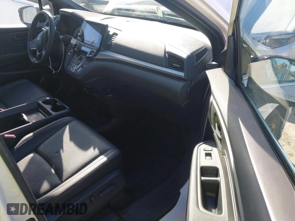 2024 Honda Odyssey Sport with VIN 5FNRL6H70RB061575, listed as a IAAI auction lot 41684598 with 8,187 mi miles and . Bid and sale history available at DreamBid. Image 5.