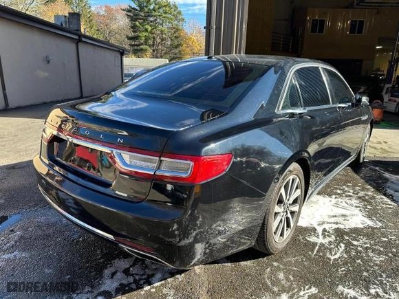 2017 Lincoln Continental Livery with VIN 1LN6L9UK9H5617828, listed as a Copart auction lot 42710185 with 236,983 mi miles and Clean Title. Bid and sale history available at carsss.com. Image 4.