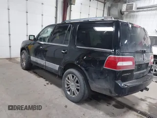 2008 Lincoln Navigator with VIN 5LMFU28558LJ11589, listed as a IAAI auction lot 41231733 with 1 mi miles. Bid and sale history available at carsss.com. Image 3.