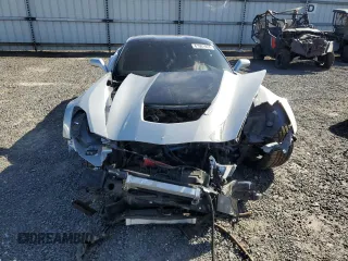 2015 Chevrolet Corvette Z06 3LZ with VIN 1G1YT2D64F5600013, listed as a Copart auction lot 81901924 with 0 mi miles and Salvage Title. Bid and sale history available at carsss.com. Image 5.