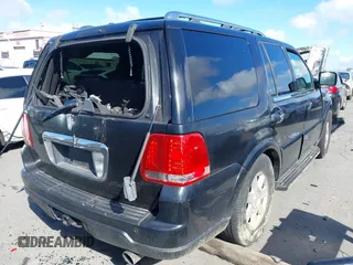 2006 Lincoln Navigator Luxury z VIN 5LMFU27546LJ23067, wystawiony jako IAAI lot #41593171 z przebiegiem Nie podano mil oraz . Historia ofert i sprzedaży dostępna na DreamBid. Obrazek 4.