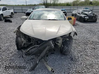 2015 Lincoln MKZ with VIN 3LN6L2G92FR626512, listed as a Copart auction lot 51475005 with 190,713 mi miles and Salvage title. Bid and sale history available at DreamBid. Image 5.