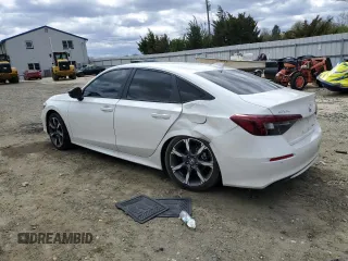 2025 Honda Civic Sport z VIN 2HGFE4F82SH306715, wystawiony jako Copart lot #53560565 z przebiegiem 6287 mil mil oraz Szkody całkowita. Historia ofert i sprzedaży dostępna na DreamBid. Obrazek 2.