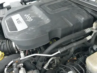 2016 Jeep Wrangler Willys Wheeler z VIN 1C4AJWAG1GL327242, wystawiony jako IAAI lot #43405493 z przebiegiem Nie podano mil oraz . Historia ofert i sprzedaży dostępna na DreamBid. Obrazek 19.