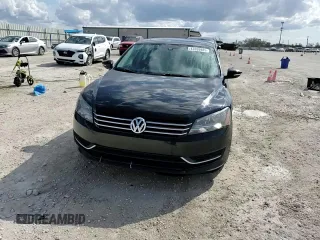 2012 Volkswagen Passat SE z VIN 1VWBH7A38CC049465, wystawiony jako Copart lot #43269985 z przebiegiem 140 636 mil mil oraz Szkoda całkowita • Salvage title. Historia ofert i sprzedaży dostępna na DreamBid. Obrazek 10.