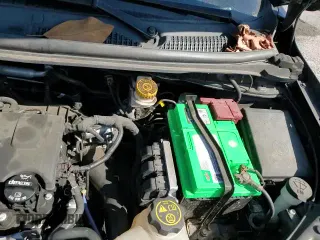 2018 Chevrolet Sonic Premier z VIN 1G1JF5SB0J4104957, wystawiony jako Copart lot #67417375 z przebiegiem 85 988 mil mil oraz Szkoda całkowita • Salvage title. Historia ofert i sprzedaży dostępna na DreamBid. Obrazek 13.