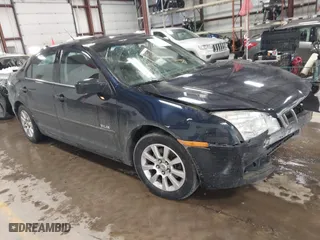 2008 Mercury Milan with VIN 3MEHM07Z78R663605, listed as a IAAI auction lot 41373896 with 191,134 mi miles. Bid and sale history available at carsss.com. Image 1.