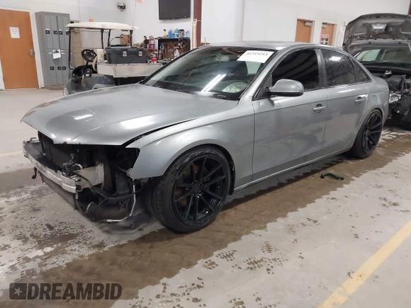 2010 Audi A4 Premium z VIN WAUDFAFL8AN028850, wystawiony jako IAAI lot #42319215 z przebiegiem Nie podano mil oraz . Historia ofert i sprzedaży dostępna na DreamBid. Obrazek 2.