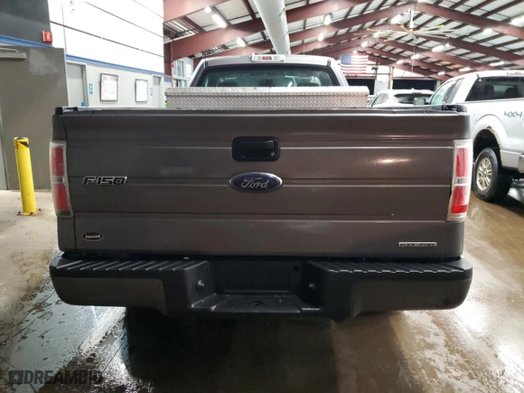 2014 Ford F-150 XL with VIN 1FTMF1CM3EKE67770, listed as a Copart auction lot 84890204 with 193,165 mi miles and Clean Title. Bid and sale history available at carsss.com. Image 6.