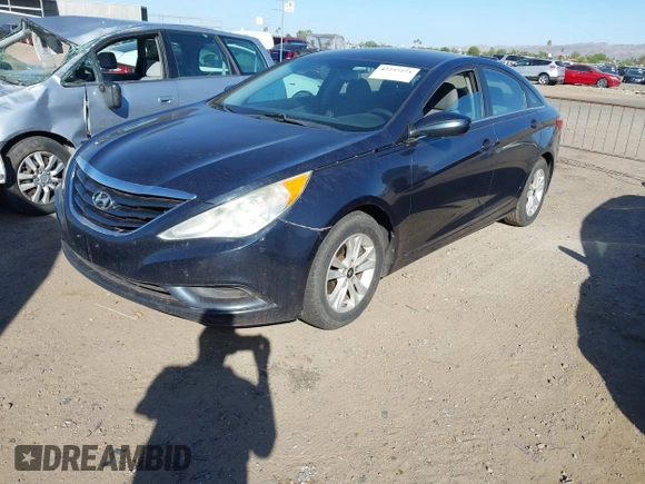 2013 Hyundai Sonata GLS z VIN 5NPEB4ACXDH810745, wystawiony jako IAAI lot #42257271 z przebiegiem 234 079 mil mil oraz . Historia ofert i sprzedaży dostępna na DreamBid. Obrazek 2.