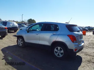 2020 Chevrolet Trax LS with VIN KL7CJKSB8LB037128, listed as a IAAI auction lot 41761398 with 134,909 mi miles. Bid and sale history available at carsss.com. Image 3.