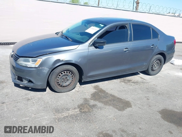 2013 Volkswagen Jetta S с VIN 3VW2K7AJ2DM379876, выставлен на аукционе IAAI как лот 42302215 с пробегом 157 477 миль миль и . История ставок и продаж доступна на DreamBid. Изображение 6.