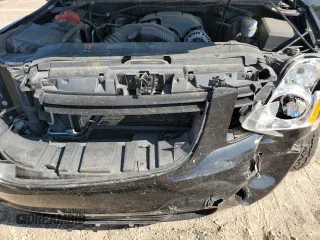 2011 GMC Yukon SLE with VIN 1GKS2AE01BR358079, listed as a Copart auction lot 68668824 with 185,739 mi miles and Salvage Title. Bid and sale history available at carsss.com. Image 14.