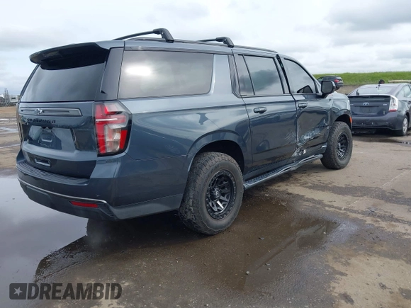 2021 Chevrolet Suburban Z71 с VIN 1GNSKDKD2MR379098, выставлен на аукционе IAAI как лот 41836921 с пробегом 53 532 миль миль и . История ставок и продаж доступна на DreamBid. Изображение 4.
