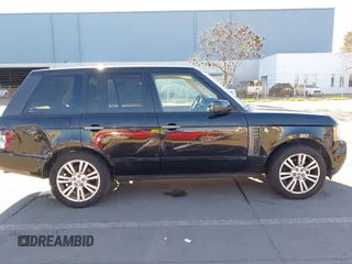 2011 Land Rover Range Rover HSE Lux с VIN SALMF1D48BA329831, выставлен на аукционе IAAI как лот 41295277 с пробегом 126 340 миль миль и . История ставок и продаж доступна на DreamBid. Изображение 13.