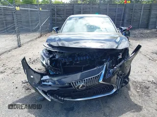 2019 Lexus ES 350 with VIN 58ABZ1B16KU042893, listed as a IAAI auction lot 42288578 with 13,765 mi miles and . Bid and sale history available at DreamBid. Image 12.