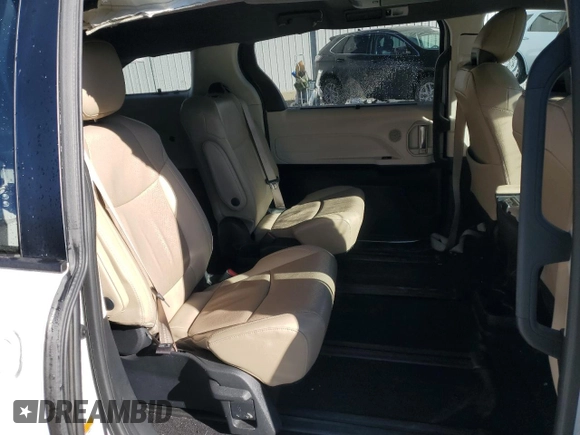 2021 Toyota Sienna Limited with VIN 5TDZSKFC5MS005700, listed as a Copart auction lot 87312734 with 46,623 mi miles and Salvage Title. Bid and sale history available at DreamBid. Image 11.
