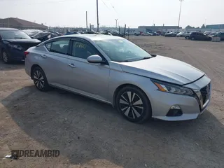 2020 Nissan Altima SV with VIN 1N4BL4DV5LC115294, listed as a IAAI auction lot 42487660 with 122,369 mi miles and . Bid and sale history available at DreamBid. Image 1.