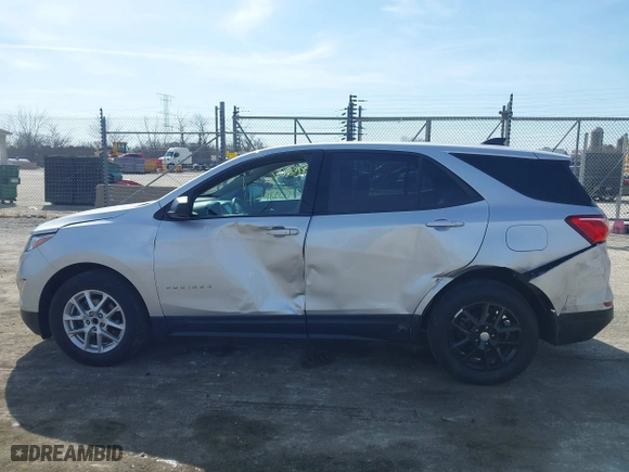 2019 Chevrolet Equinox LS with VIN 3GNAXHEV9KS664142, listed as a IAAI auction lot 41798007 with 134,245 mi miles. Bid and sale history available at carsss.com. Image 14.
