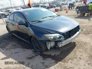 2006 Scion tC with VIN JTKDE177160077182, listed as a IAAI auction lot 41759264 with 122,324 mi miles. Bid and sale history available at carsss.com. Image 1.