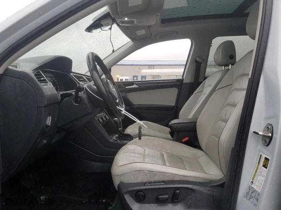 2018 Volkswagen Tiguan SEL Premium with VIN 3VV4B7AX7JM003669, listed as a Copart auction lot 47765235 with 67,713 mi miles and Salvage Title. Bid and sale history available at carsss.com. Image 7.