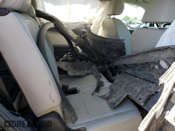 2019 Volkswagen Tiguan SE z VIN 3VV2B7AX5KM201272, wystawiony jako Copart lot #58032315 z przebiegiem Nie podano mil oraz Szkoda całkowita • Salvage title. Historia ofert i sprzedaży dostępna na DreamBid. Obrazek 11.