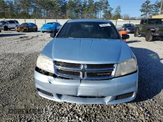 2013 Dodge Avenger SE with VIN 1C3CDZAB0DN688374, listed as a Copart auction lot 88646815 with 196,648 mi miles and Salvage Title. Bid and sale history available at DreamBid. Image 5.