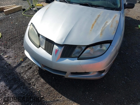 2004 Pontiac Sunfire z VIN 1G2JB12F847225502, wystawiony jako IAAI lot #42026511 z przebiegiem 233 953 mil mil oraz . Historia ofert i sprzedaży dostępna na DreamBid. Obrazek 6.