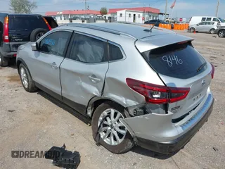 2020 Nissan Rogue Sport SV with VIN JN1BJ1CV5LW548146, listed as a IAAI auction lot 42061550 with 54,380 mi miles. Bid and sale history available at carsss.com. Image 3.