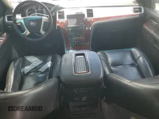 2013 Cadillac Escalade ESV Luxury с VIN 1GYS4HEF2DR289774, выставлен на аукционе Copart как лот 56640885 с пробегом 192 335 миль миль и Чистый • Clean title. История ставок и продаж доступна на DreamBid. Изображение 8.