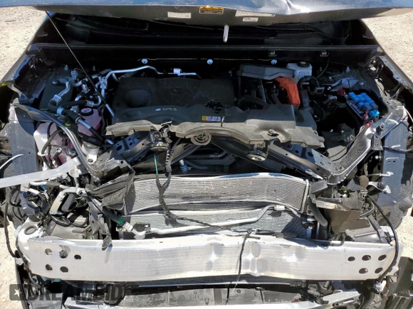 2025 Toyota RAV4 SE with VIN JTMCB3FV5SD244265, listed as a Copart auction lot 66194265 with 1,636 mi miles and Salvage title. Bid and sale history available at DreamBid. Image 12.