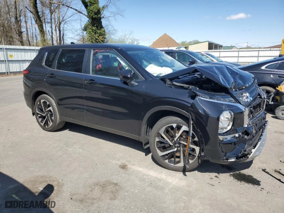 2023 Mitsubishi Outlander SE with VIN JA4J3UA84PZ012658, listed as a Copart auction lot 52045665 with 10,355 mi miles and Salvage Title. Bid and sale history available at carsss.com. Image 4.