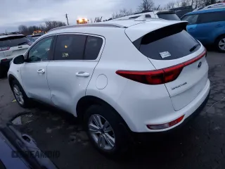 2018 Kia Sportage LX with VIN KNDPMCAC2J7326808, listed as a Copart auction lot 84875434 with 64,208 mi miles and Salvage Title. Bid and sale history available at carsss.com. Image 2.