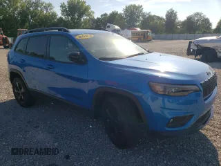 2023 Jeep Cherokee Altitude Lux with VIN 1C4PJMMB3PD101566, listed as a Copart auction lot 68353264 with 5,201 mi miles and Salvage Title. Bid and sale history available at carsss.com. Image 4.