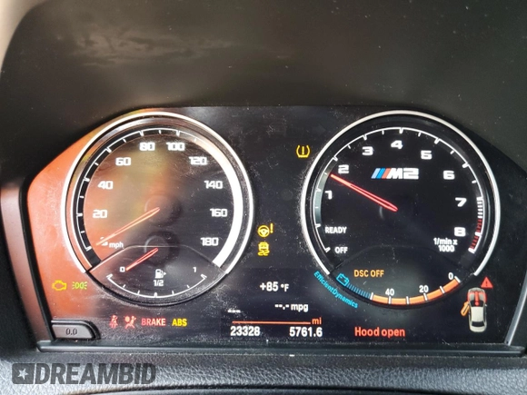 2020 BMW M2 Competition z VIN WBS2U7C07L7G07442, wystawiony jako Copart lot #42300413 z przebiegiem 23 328 mil mil oraz . Historia ofert i sprzedaży dostępna na DreamBid. Obrazek 9.