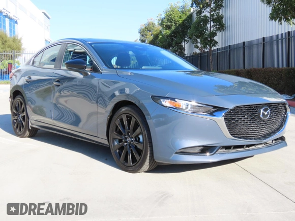 2025 Mazda 3 S Carbon Edition with VIN 3MZBPBCM5SM456474, listed as a Copart auction lot 47440055 with 3,617 mi miles and Clean Title. Bid and sale history available at DreamBid. Image 1.