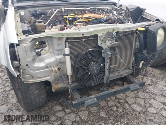 2003 Nissan Xterra XE z VIN 5N1ED28T03C702175, wystawiony jako IAAI lot #42246824 z przebiegiem 180 242 mil mil oraz . Historia ofert i sprzedaży dostępna na DreamBid. Obrazek 6.